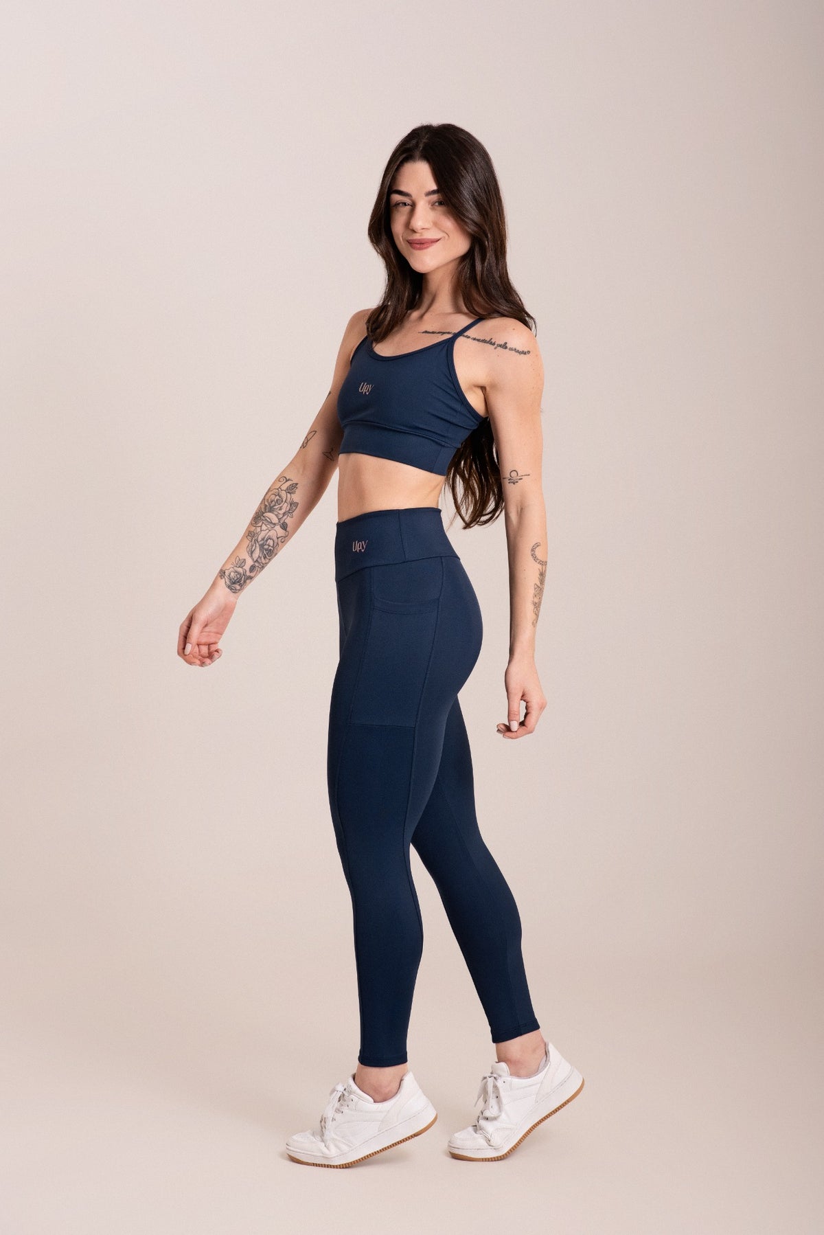 Calça Legging Poliamida Com Bolsos