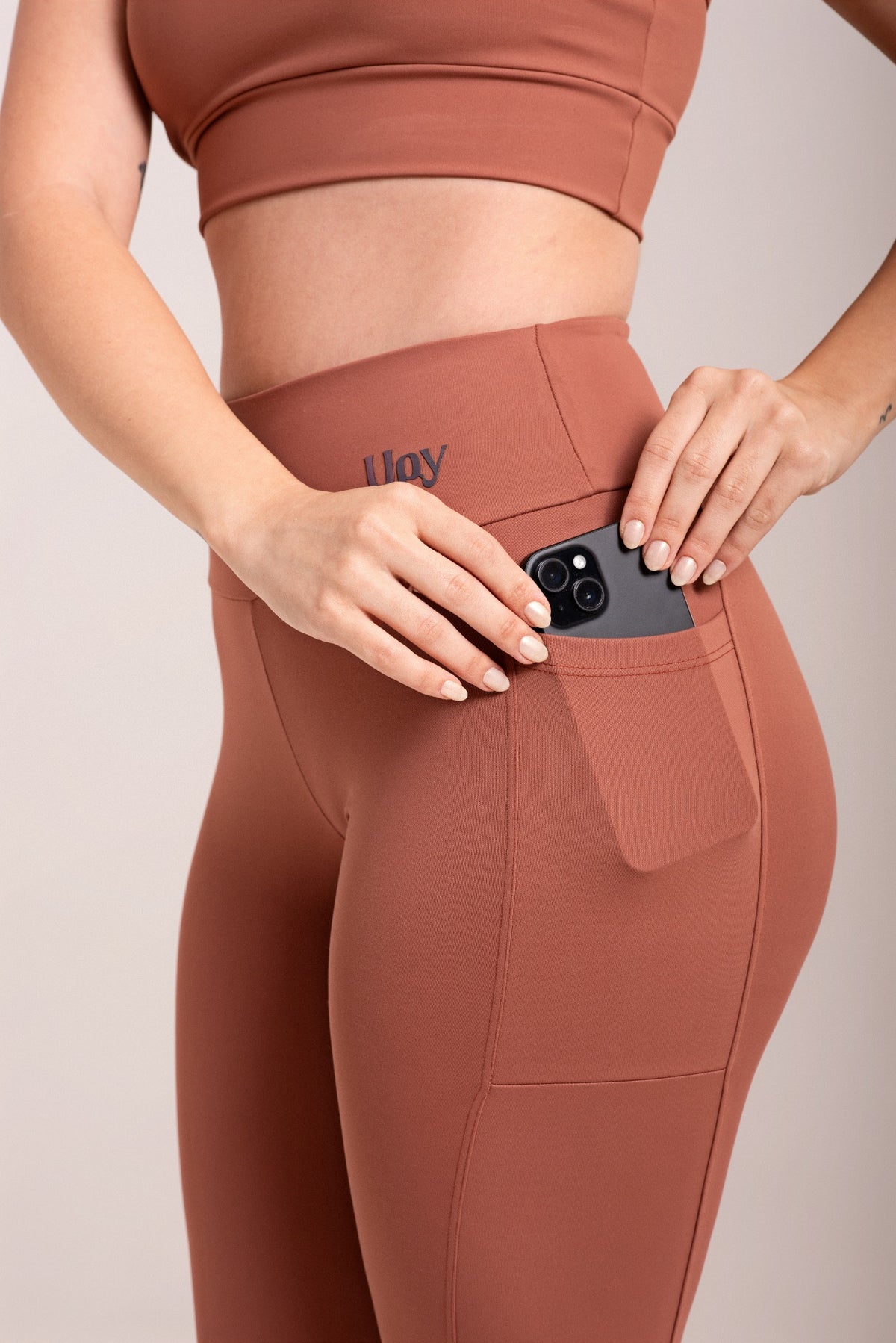 Calça Legging Poliamida Com Bolsos