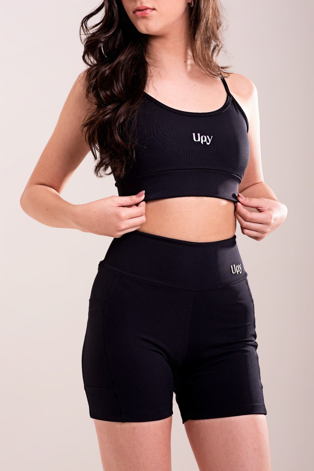Short Fitness Polimida Com Bolsos