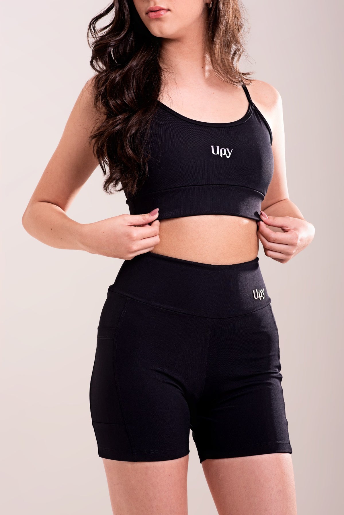 Short Fitness Polimida Com Bolsos