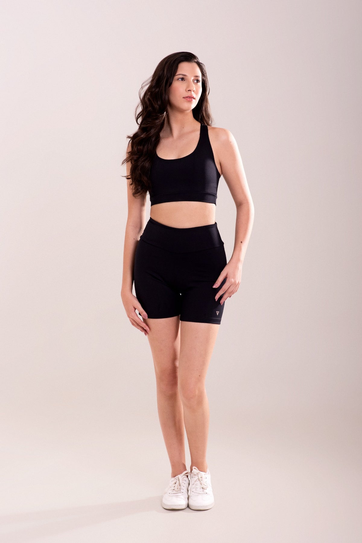 Short Fitness Polimida Com Bolsos