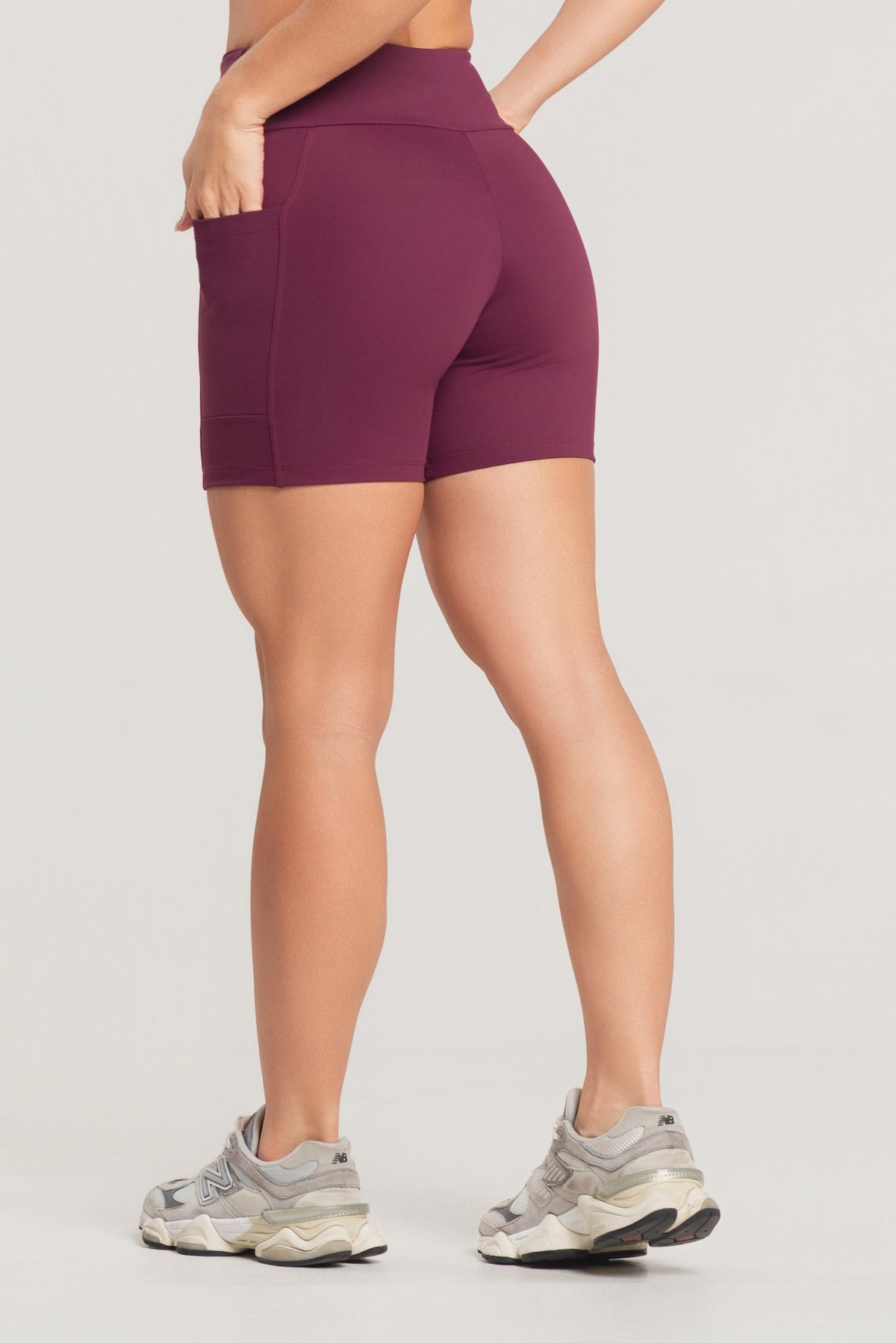 Short Fitness Polimida Com Bolsos